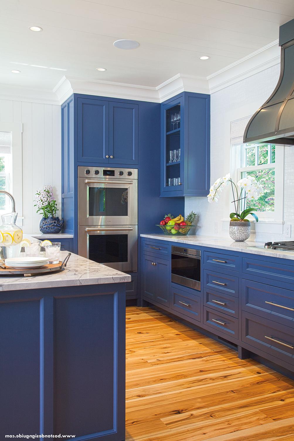 蓝色的厨房