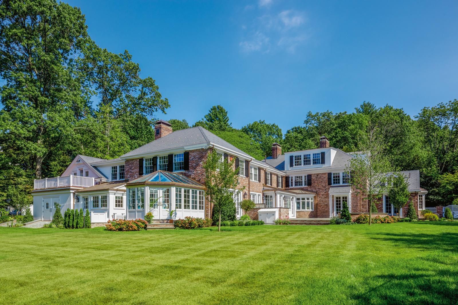A large-scale custom renovation of a Georgian colonial in the Boston area